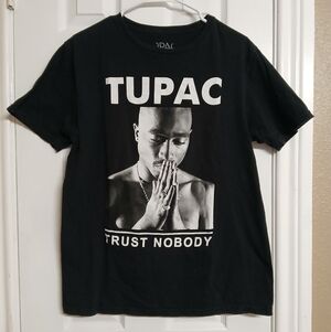 100% Cotton TUPAC Black Graphic T-Shirt - Size M